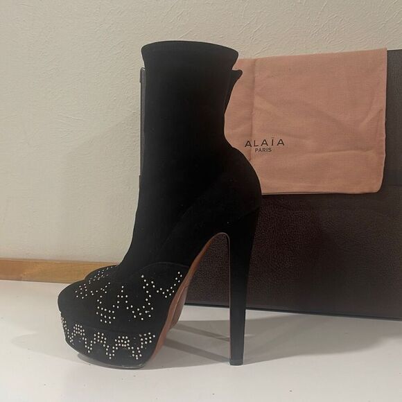 Alaia Black Platform Suede Boots Size 38.5 - Picture 4 of 16